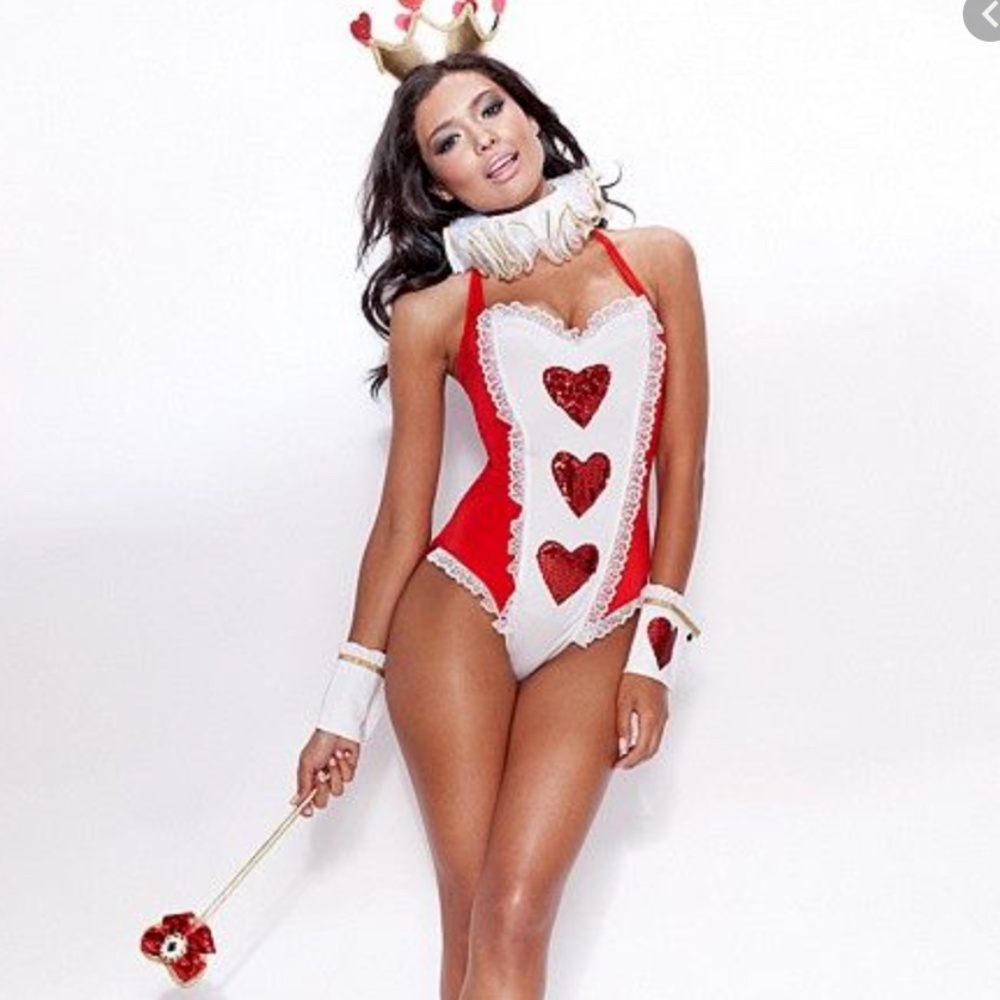 Queen of hearts costume